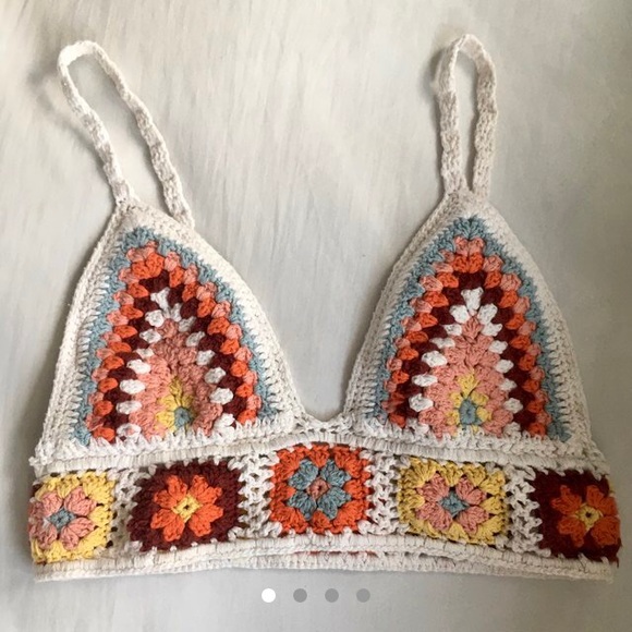 floral crochet bra top 🧶 - Picture 1 of 4